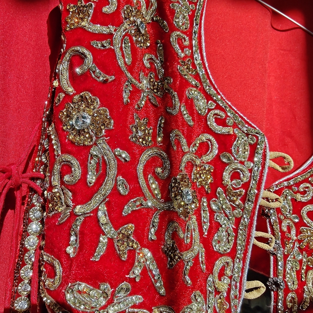 High-end Handmade Costumes - Picture 9 of 16